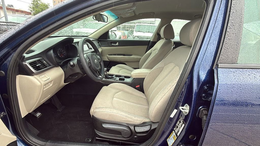 Used 2017 Kia Optima LX FWD image 23