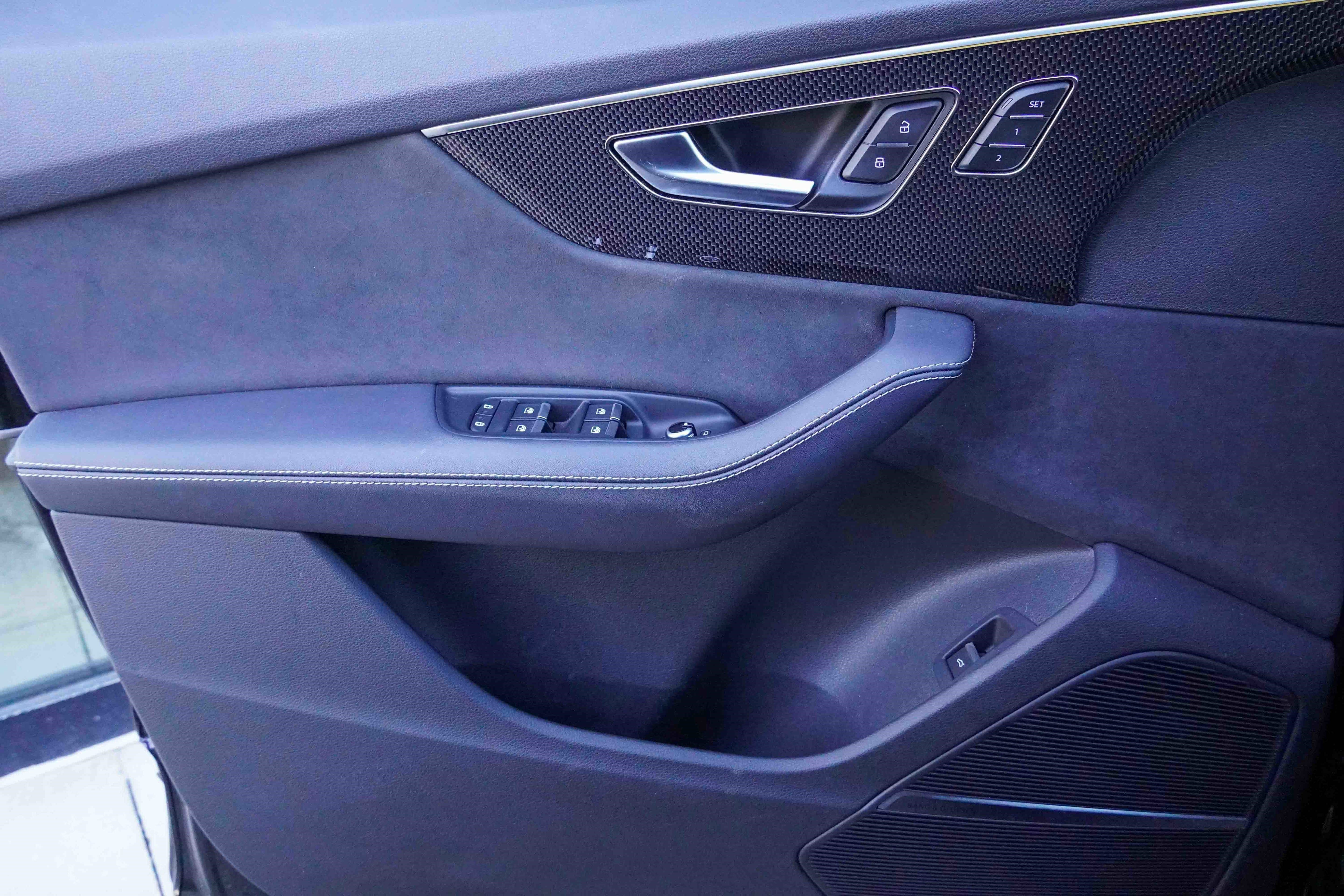 Used 2024 Audi SQ7 Premium Plus image 30