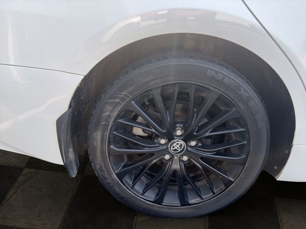 Used 2020 Toyota Camry SE image 7
