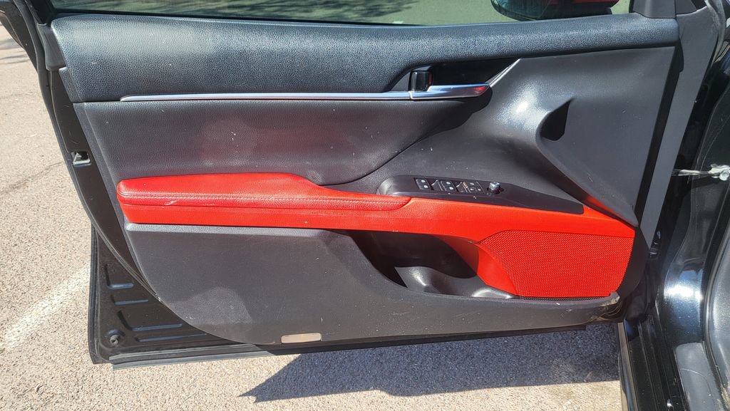 Used 2019 Toyota Camry XSE FWD image 22