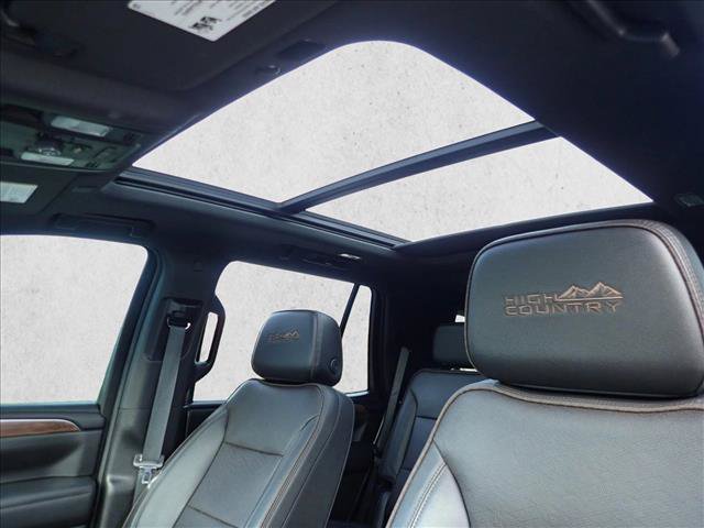 Used 2023 Chevrolet Tahoe High Country AWD/4WD image 14
