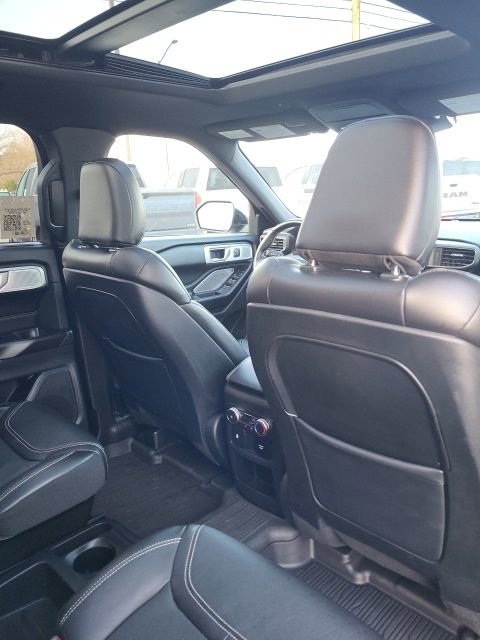 Used 2020 Ford Explorer ST w/ ST Street Pack image 21