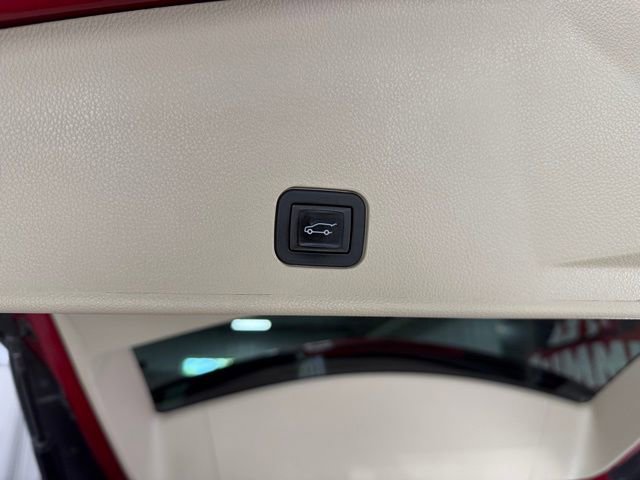Used 2015 Cadillac SRX Premium AWD/4WD image 10