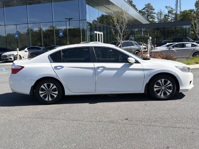 Used 2015 Honda Accord LX image 9