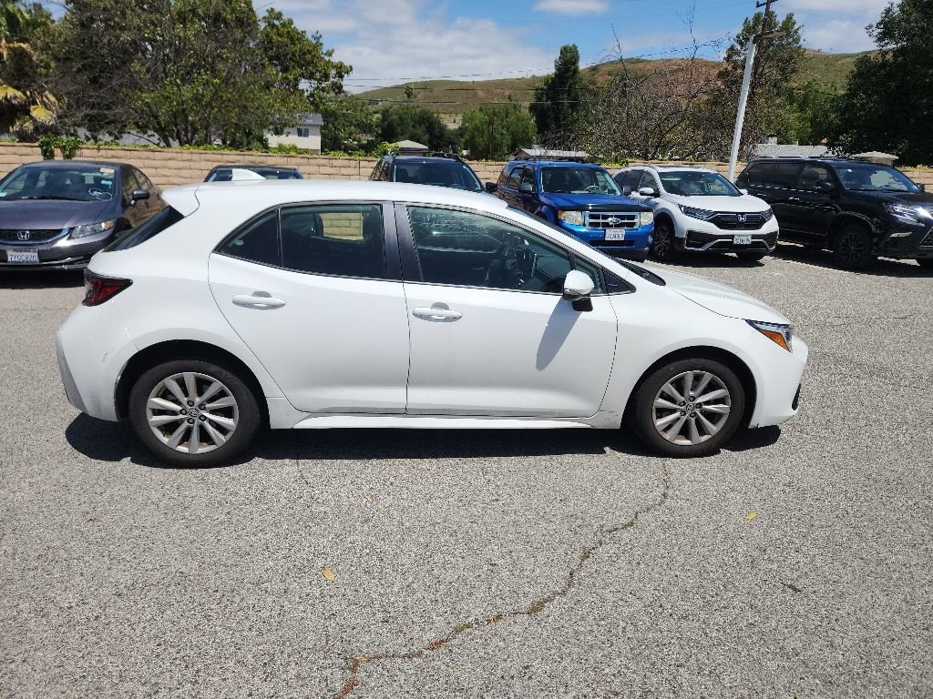 Used 2023 Toyota Corolla SE w/ SE Premium Package FWD image 6