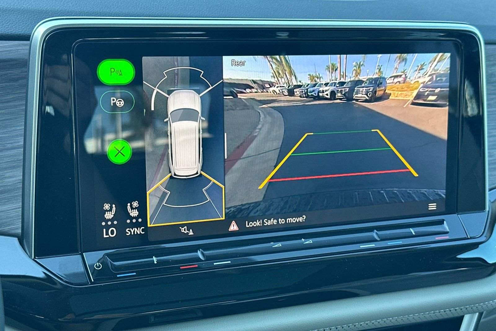 New 2026 Volkswagen Atlas SEL Premium R-Line image 19