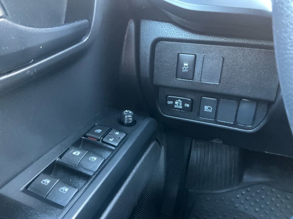 Used 2022 Toyota Tacoma SR image 20