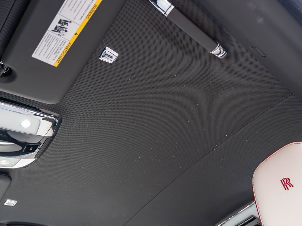 New 2026 Rolls-Royce Spectre image 18
