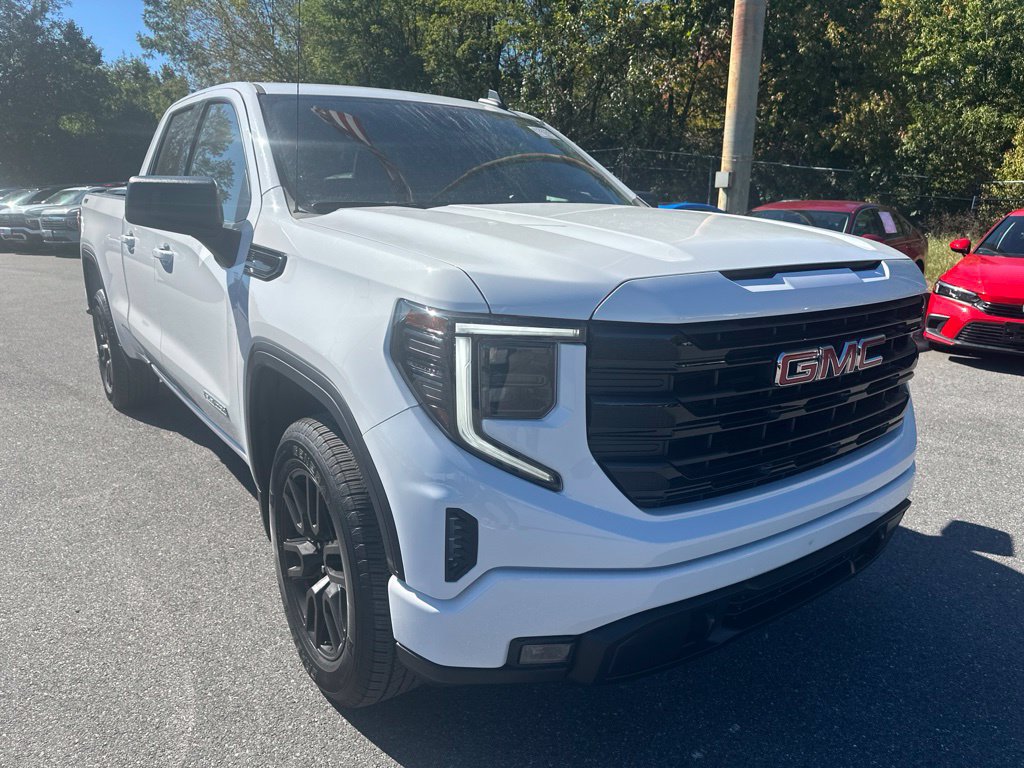 Used 2023 GMC Sierra 1500 Elevation AWD/4WD image 3