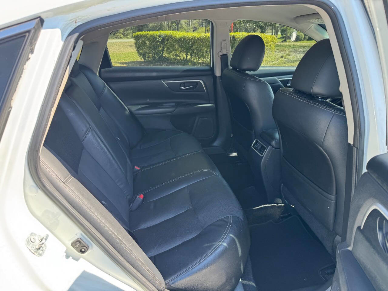 Used 2018 Nissan Altima 2.5 SL FWD image 13
