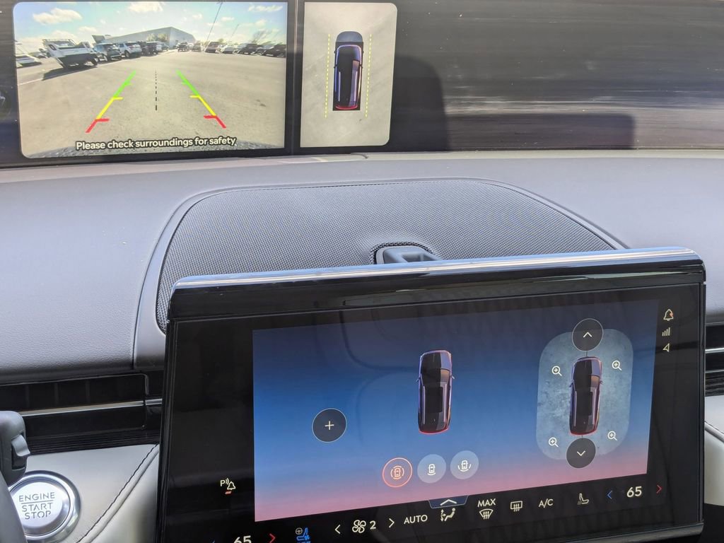 Used 2025 Lincoln Nautilus Black Label w/ Jet Appearance Package AWD/4WD image 13