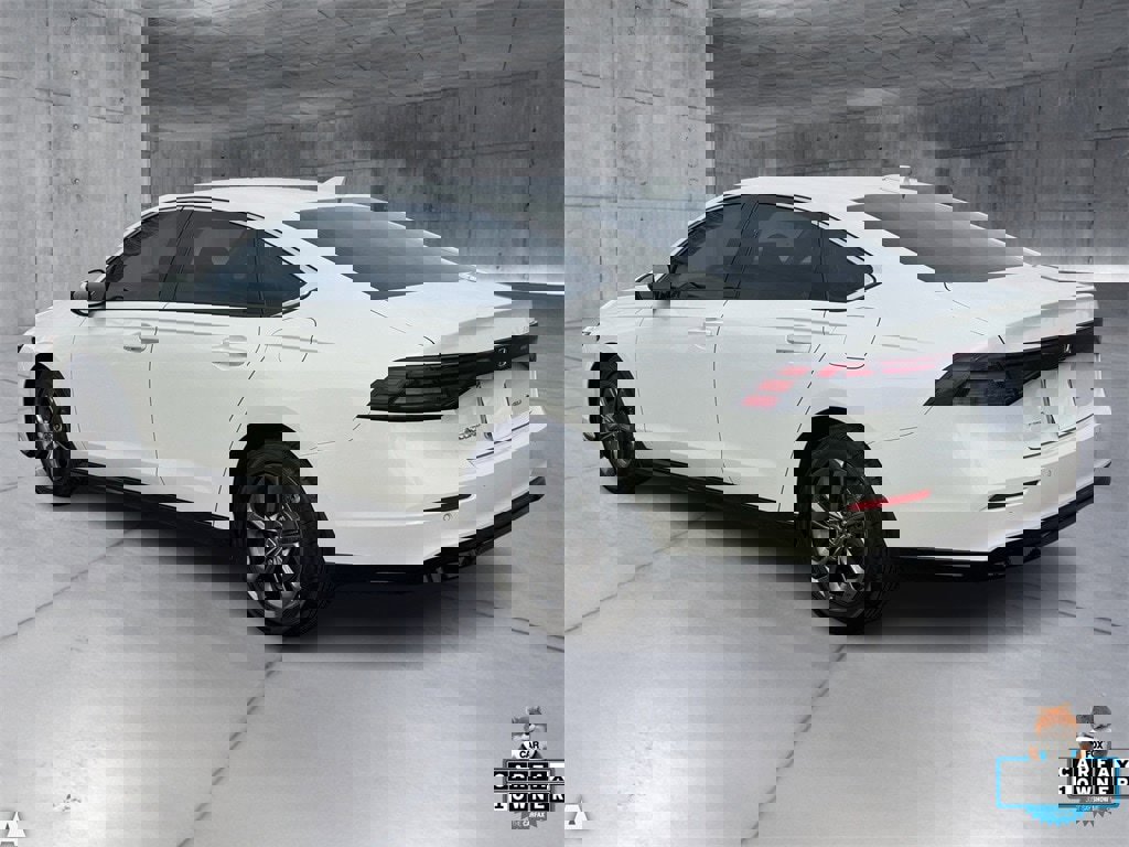 Used 2024 Honda Accord EX-L image 4