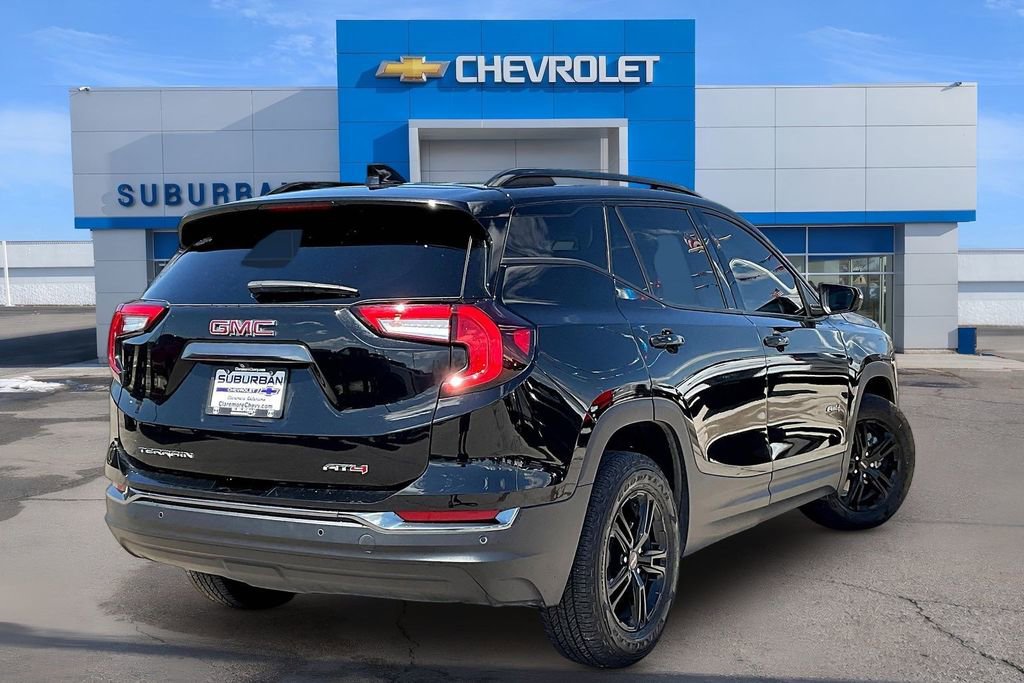 Used 2024 GMC Terrain AT4 w/ Tech Package AWD/4WD image 2