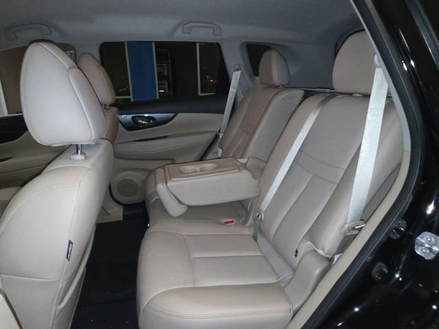 Used 2016 Nissan Rogue SL image 22