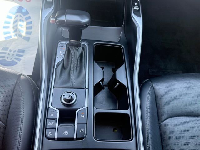 Used 2024 Kia Sorento S image 18