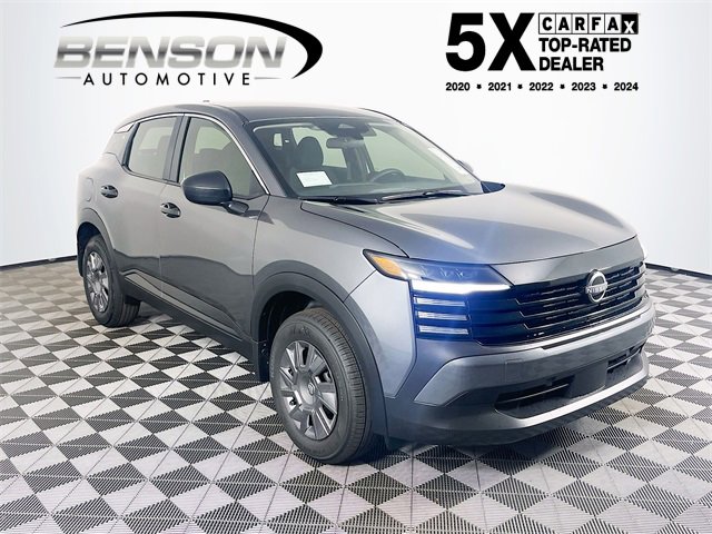 New 2025 Nissan Kicks S