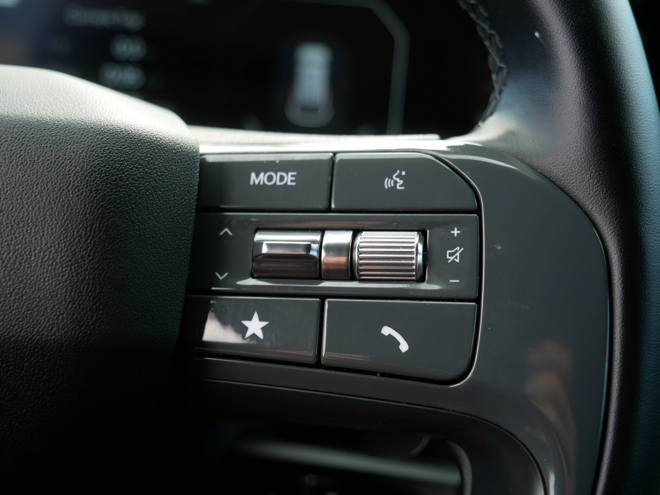 Certified 2024 Kia EV9 GT-Line AWD/4WD image 29