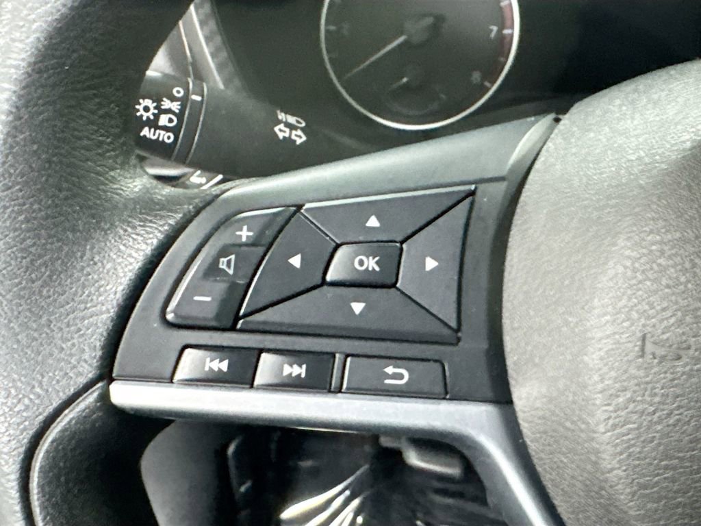 Used 2024 Nissan Sentra SV w/ Trunk Package image 8