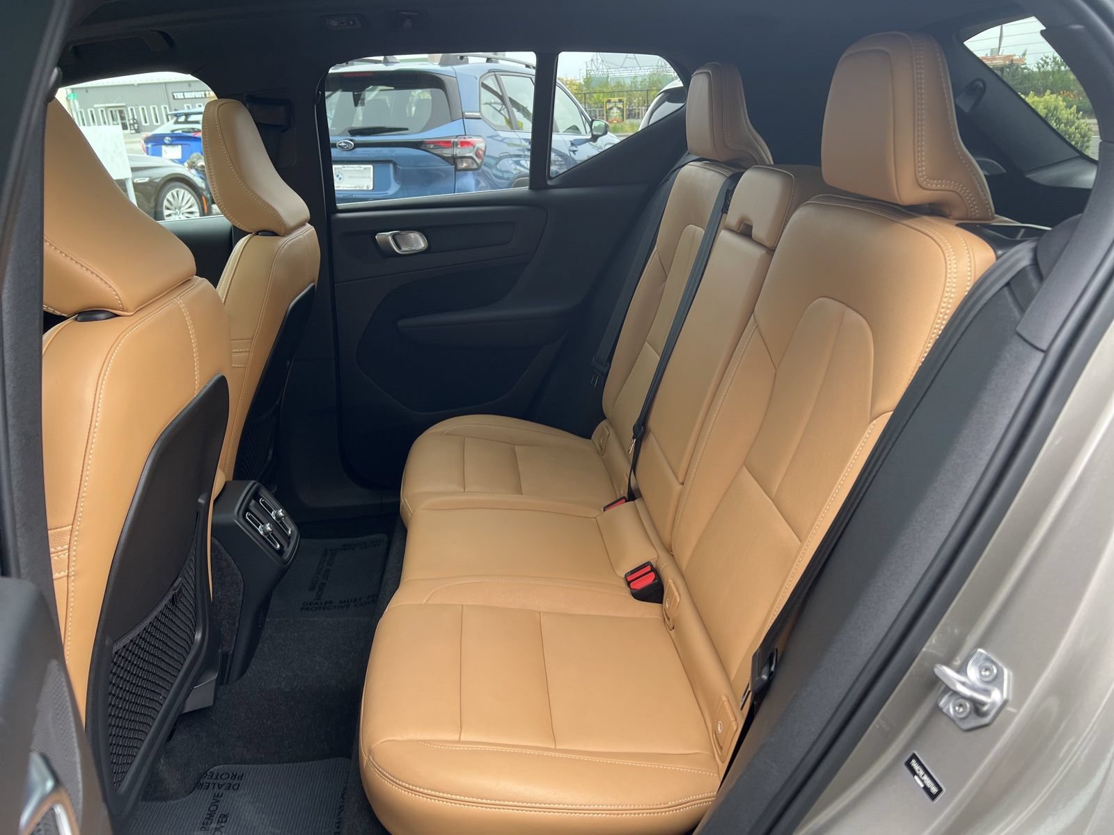 Used 2021 Volvo XC40 T4 Inscription FWD image 20
