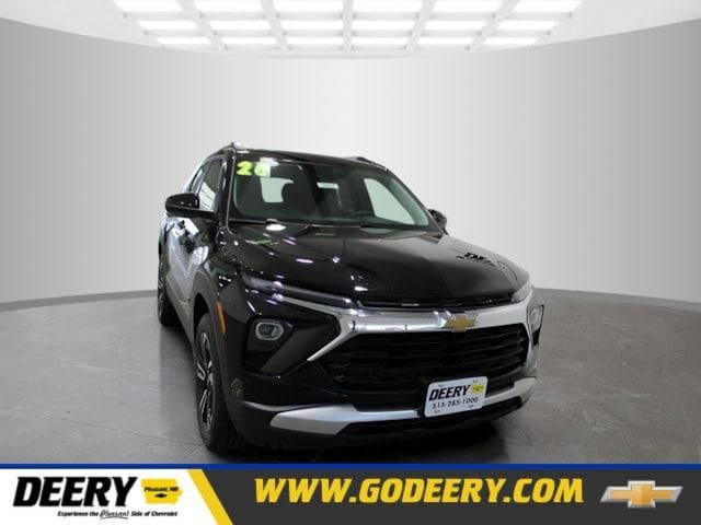 New 2026 Chevrolet TrailBlazer LT w/ Convenience Package AWD/4WD image 1