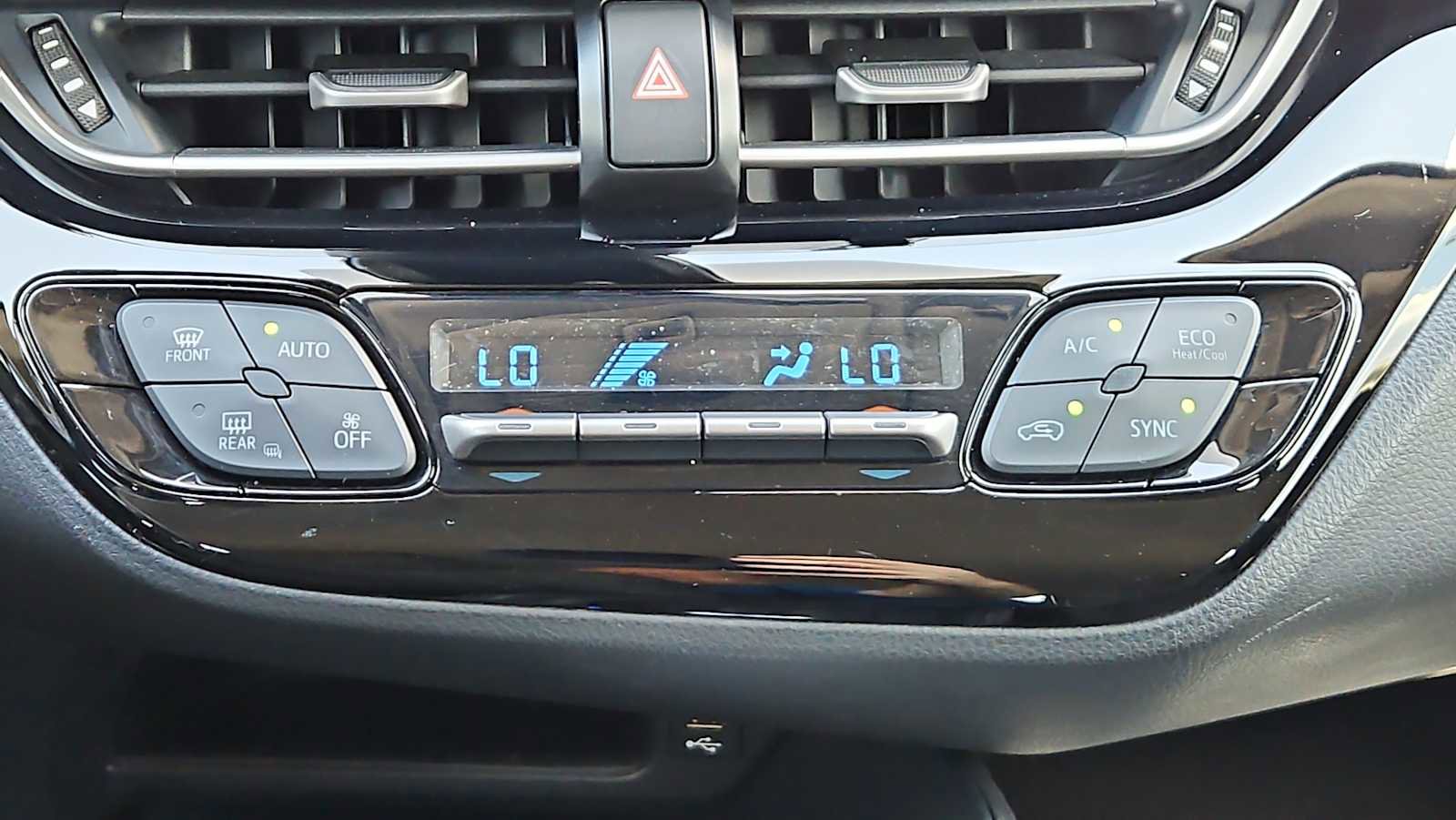 Used 2021 Toyota C-HR LE FWD image 16