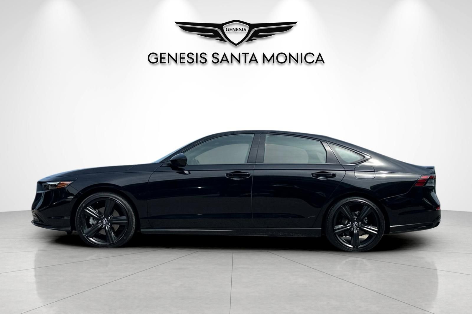 Used 2023 Honda Accord Sport image 8