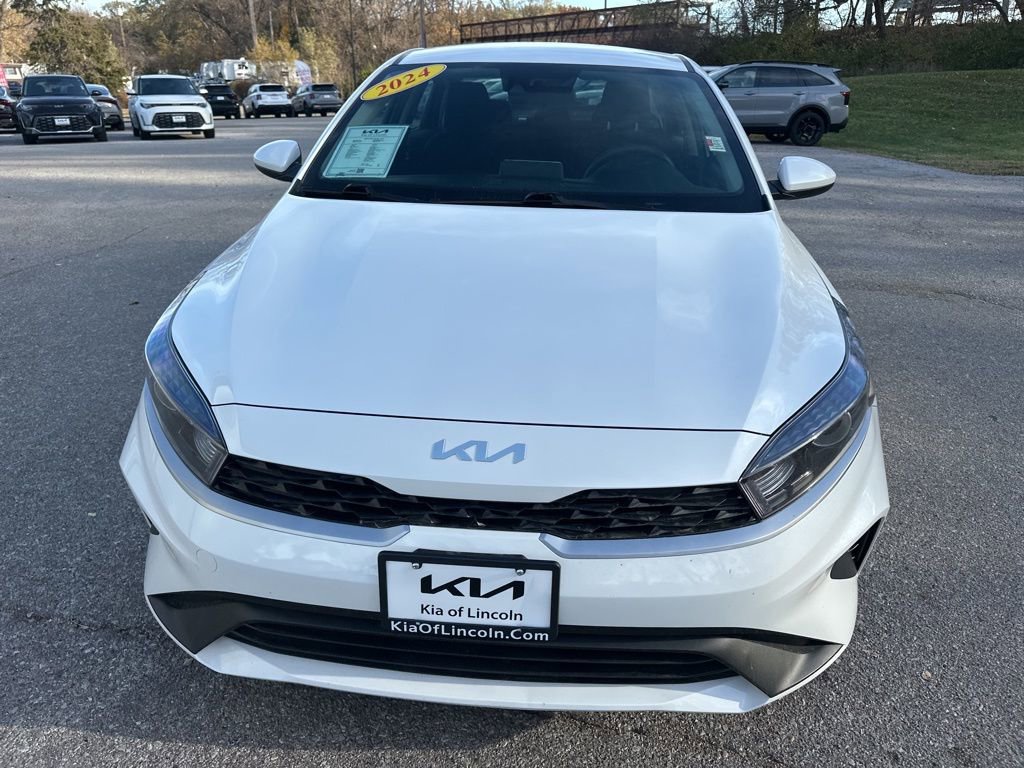 Certified 2024 Kia Forte LXS image 2