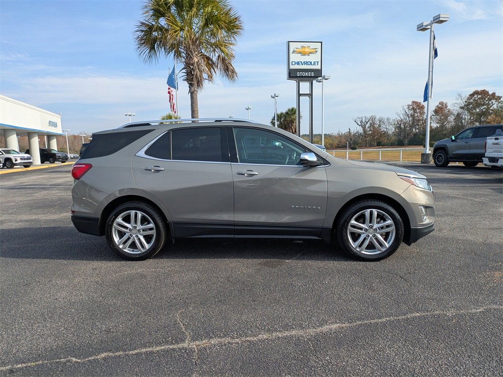 Used 2018 Chevrolet Equinox Premier image 3