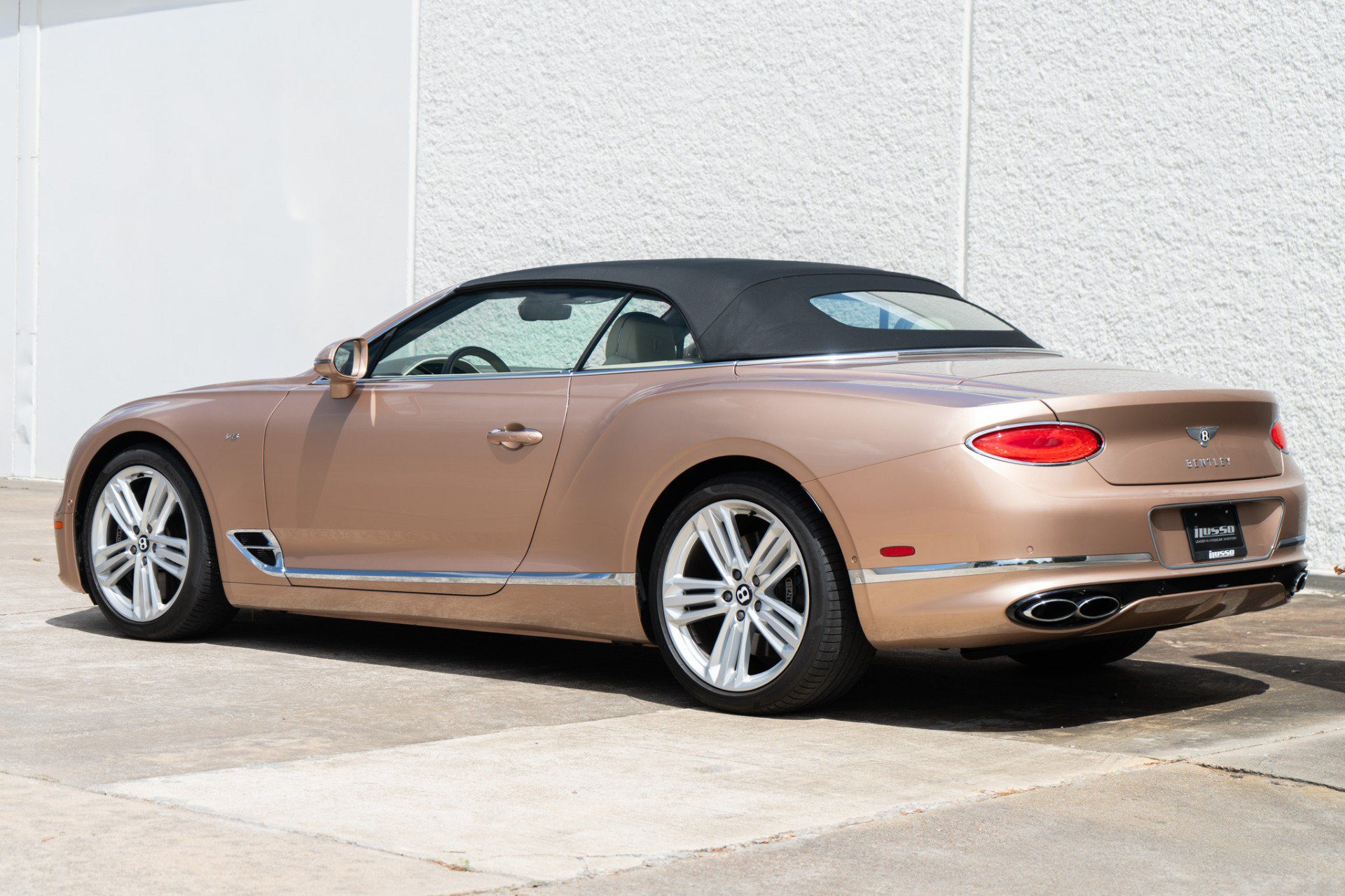 Used 2022 Bentley Continental GT AWD/4WD image 9