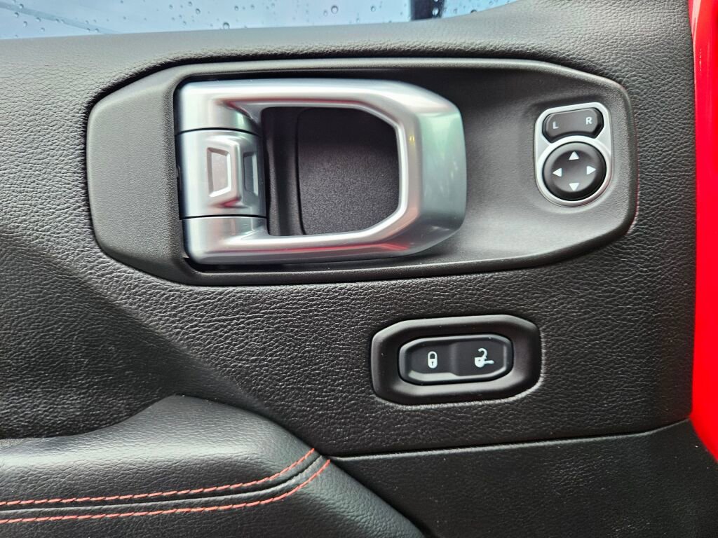 Used 2019 Jeep Wrangler Unlimited Rubicon image 18