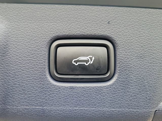 Used 2024 Hyundai Palisade Calligraphy image 8