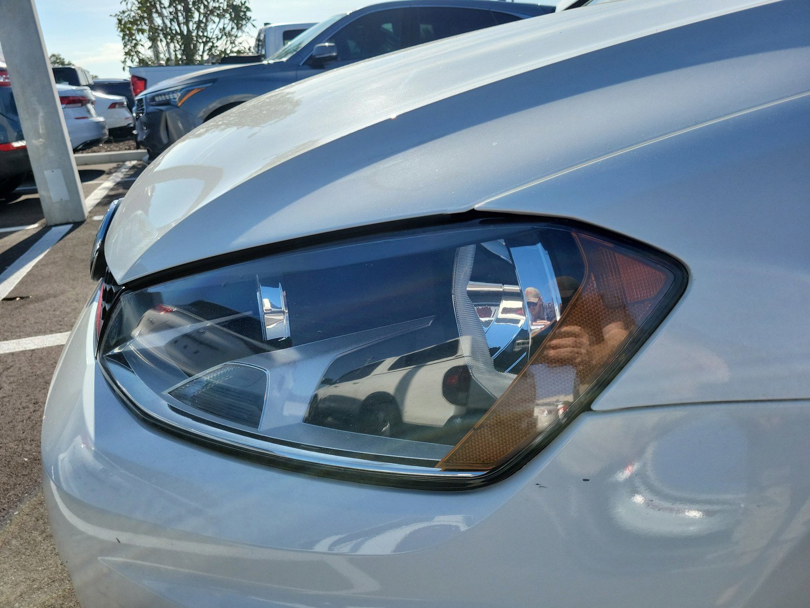 Used 2017 Volkswagen Golf S FWD image 5