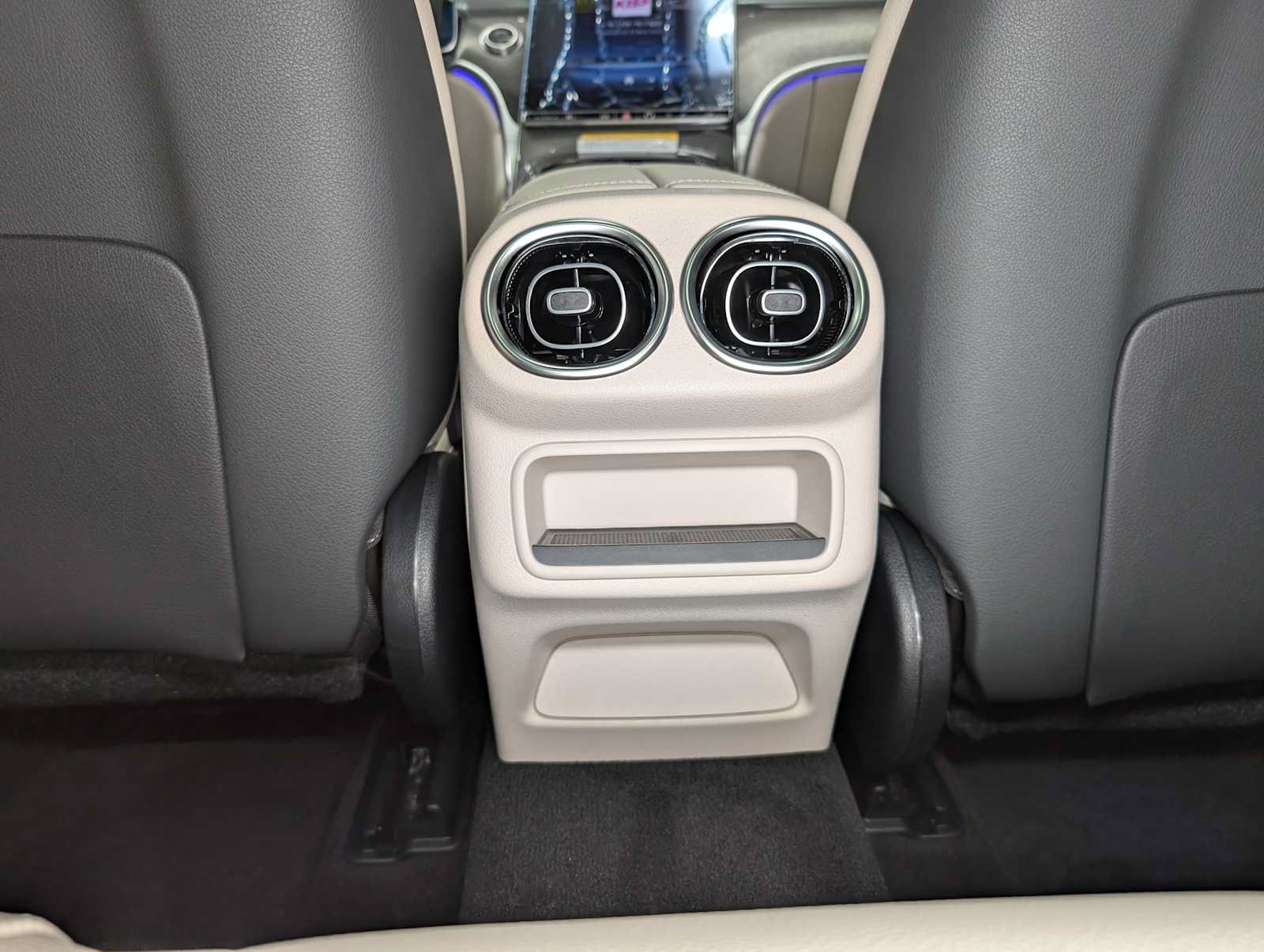 New 2026 Mercedes-Benz GLC 300 4MATIC image 18