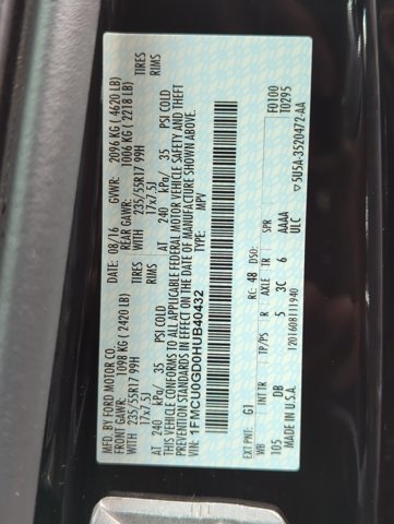 Used 2017 Ford Escape SE w/ SE Leather Comfort Package image 27