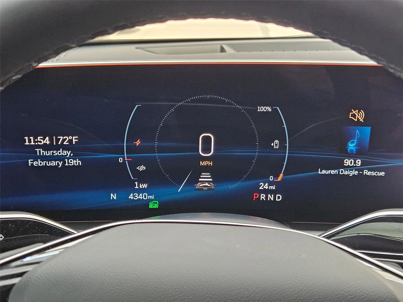 New 2025 Cadillac Lyriq Sport w/ LPO, Floor Liner Package AWD/4WD image 15