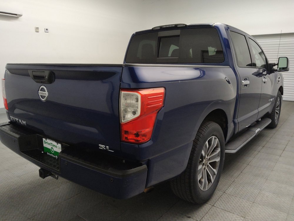 Used 2017 Nissan Titan SL w/ SL Towing Convenience Package RWD image 9