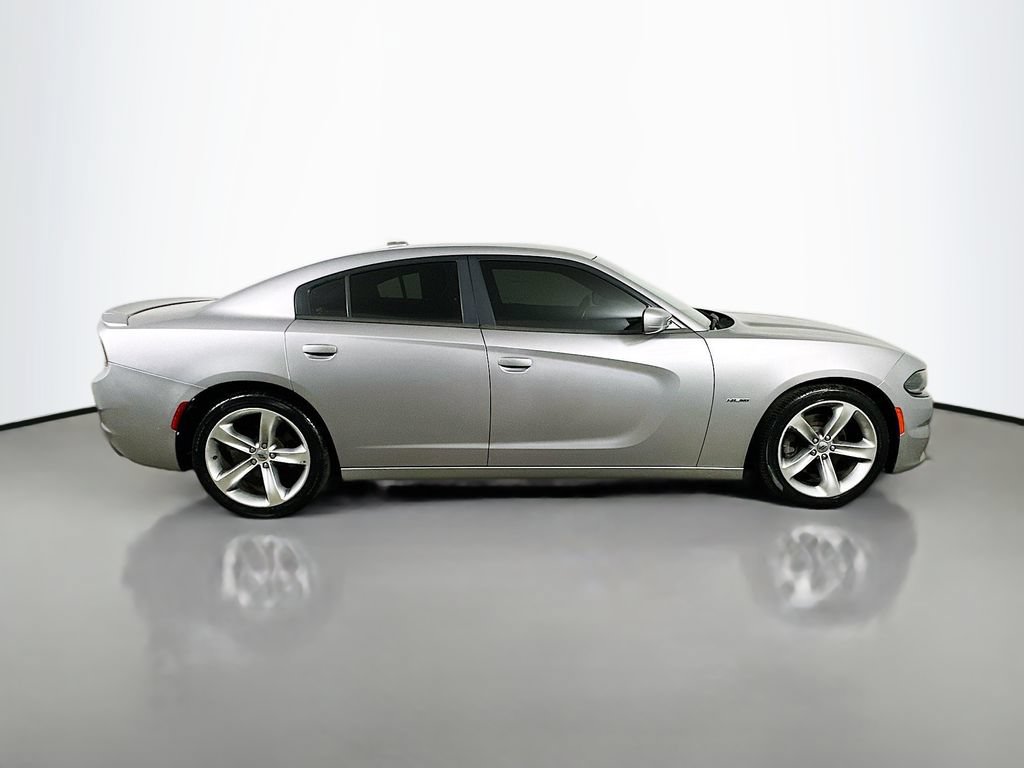 Used 2017 Dodge Charger R/T RWD image 7