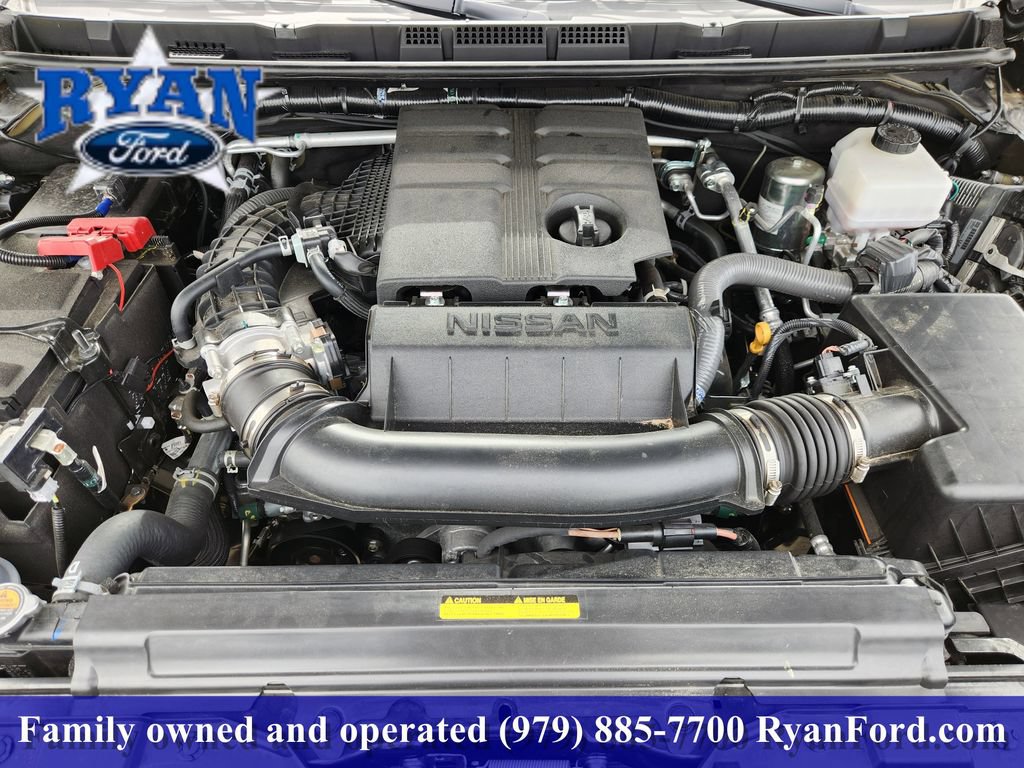 Used 2025 Nissan Frontier PRO-4X AWD/4WD image 21