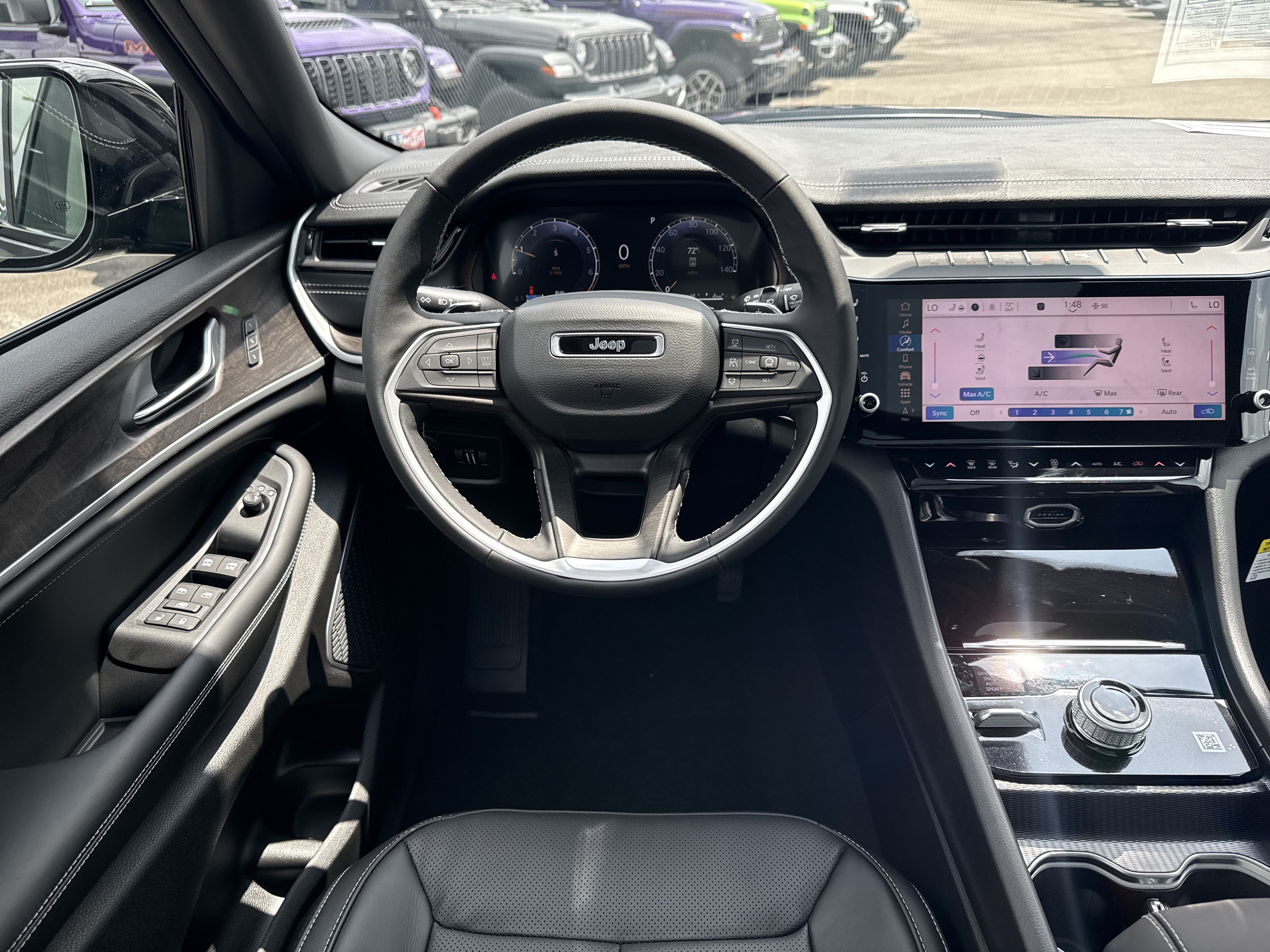 New 2026 Jeep Grand Cherokee Limited AWD/4WD image 24