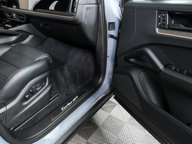 Certified 2024 Porsche Cayenne Turbo GT AWD/4WD image 26