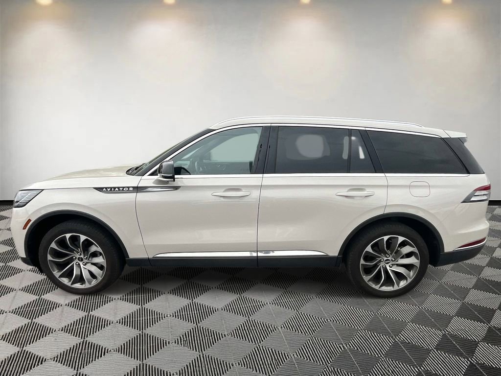 Used 2025 Lincoln Aviator Reserve w/ Illumination Package AWD/4WD image 6