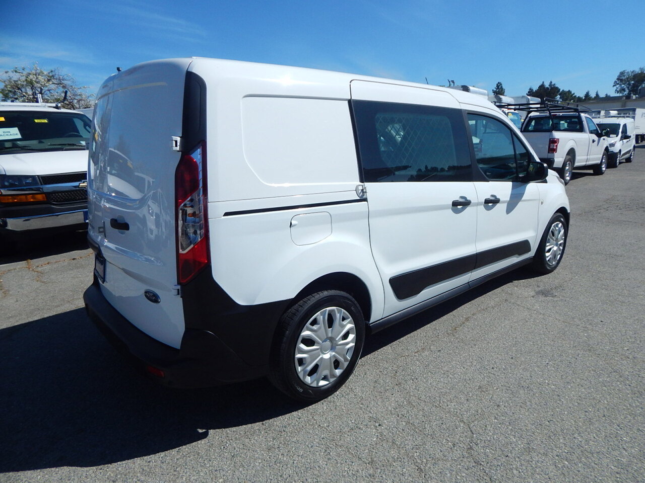 Used 2021 Ford Transit Connect XL image 8