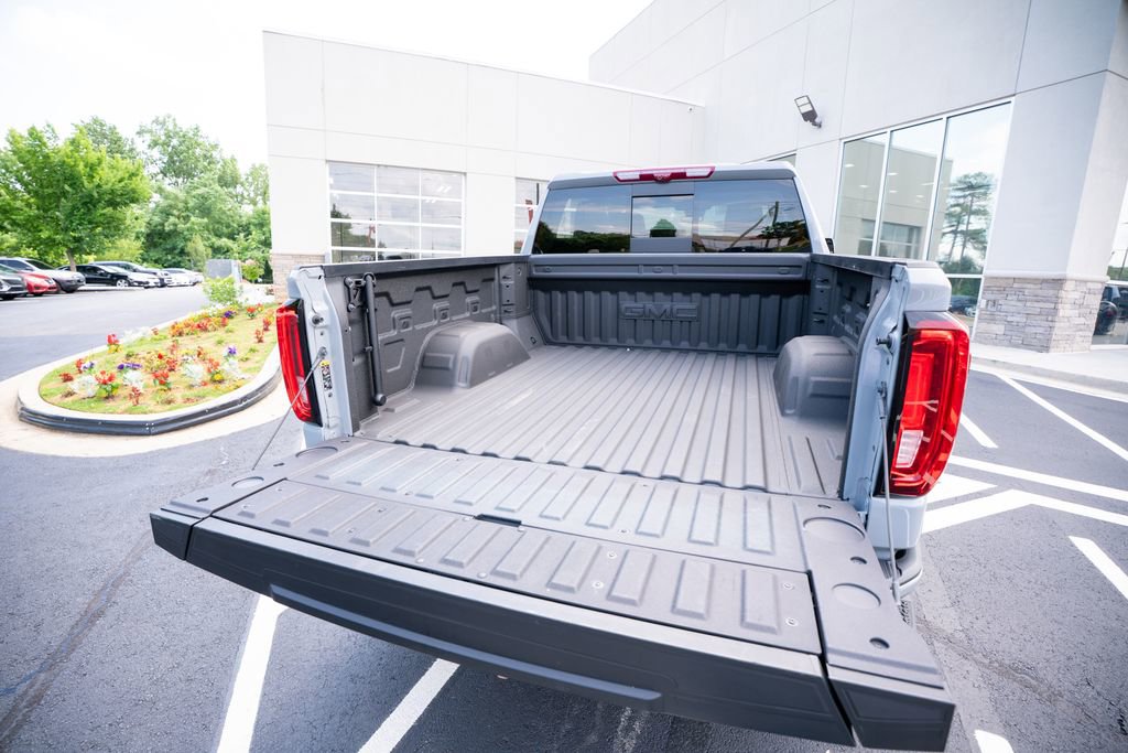 Used 2025 GMC Sierra 1500 AT4 w/ AT4 Premium Package AWD/4WD image 53