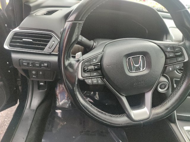 Used 2020 Honda Accord Touring image 32