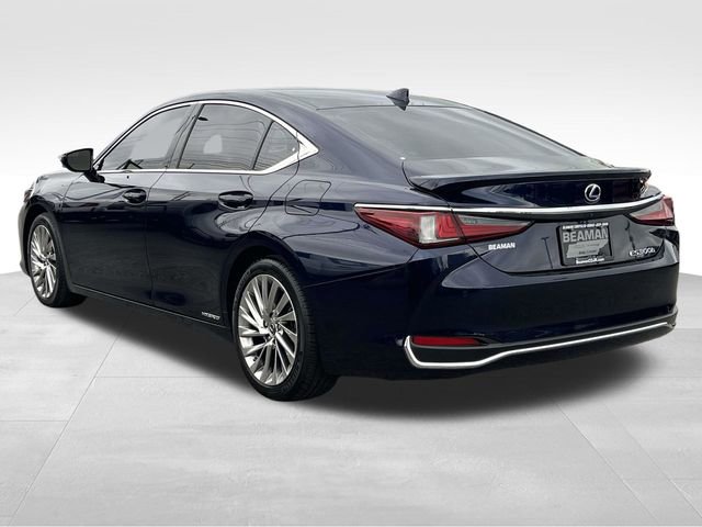 Used 2022 Lexus ES 300h Ultra Luxury w/ Accessory Package 2 image 5