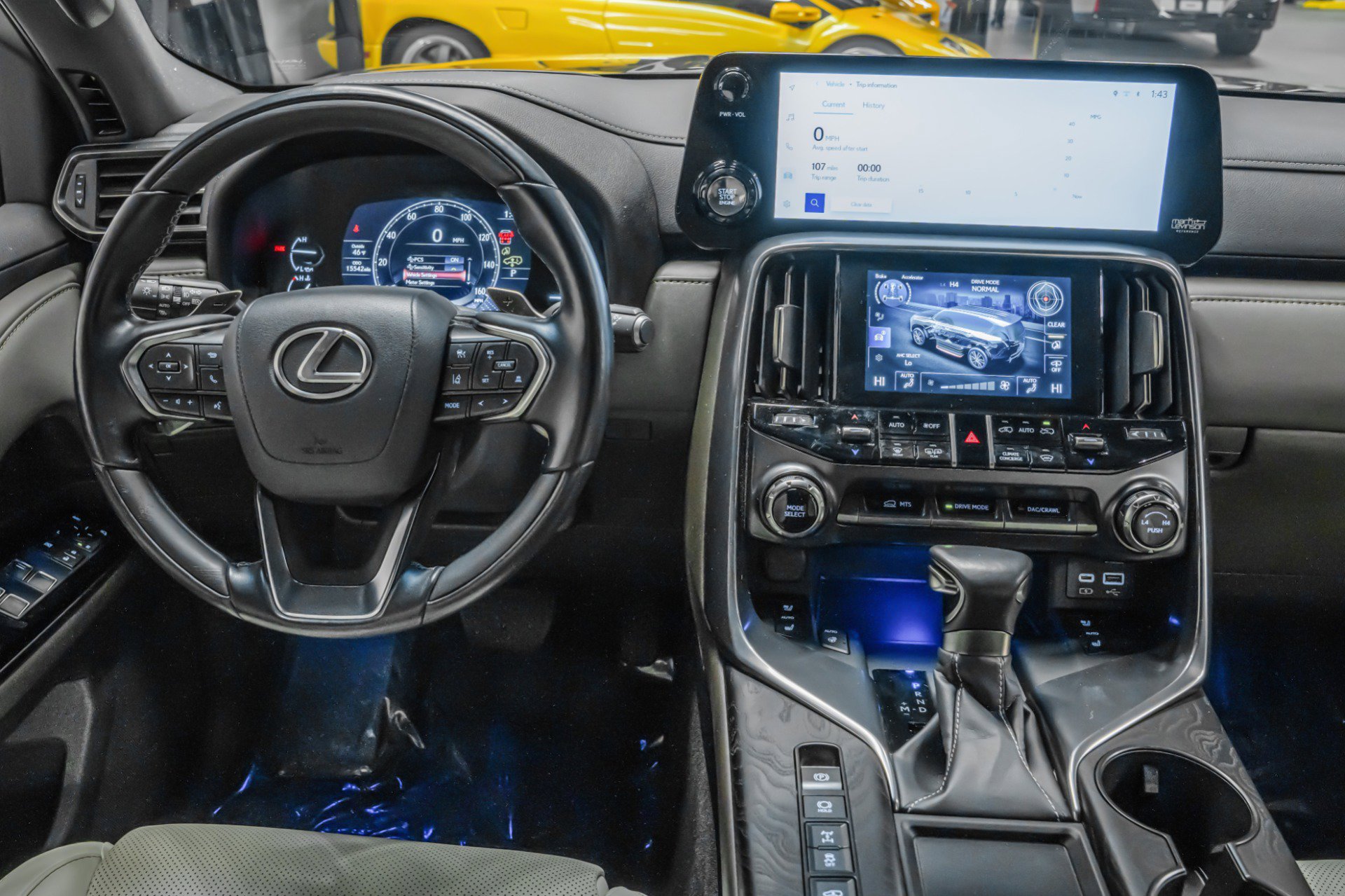 Used 2024 Lexus LX 600 4WD w/ Appearance Package image 35