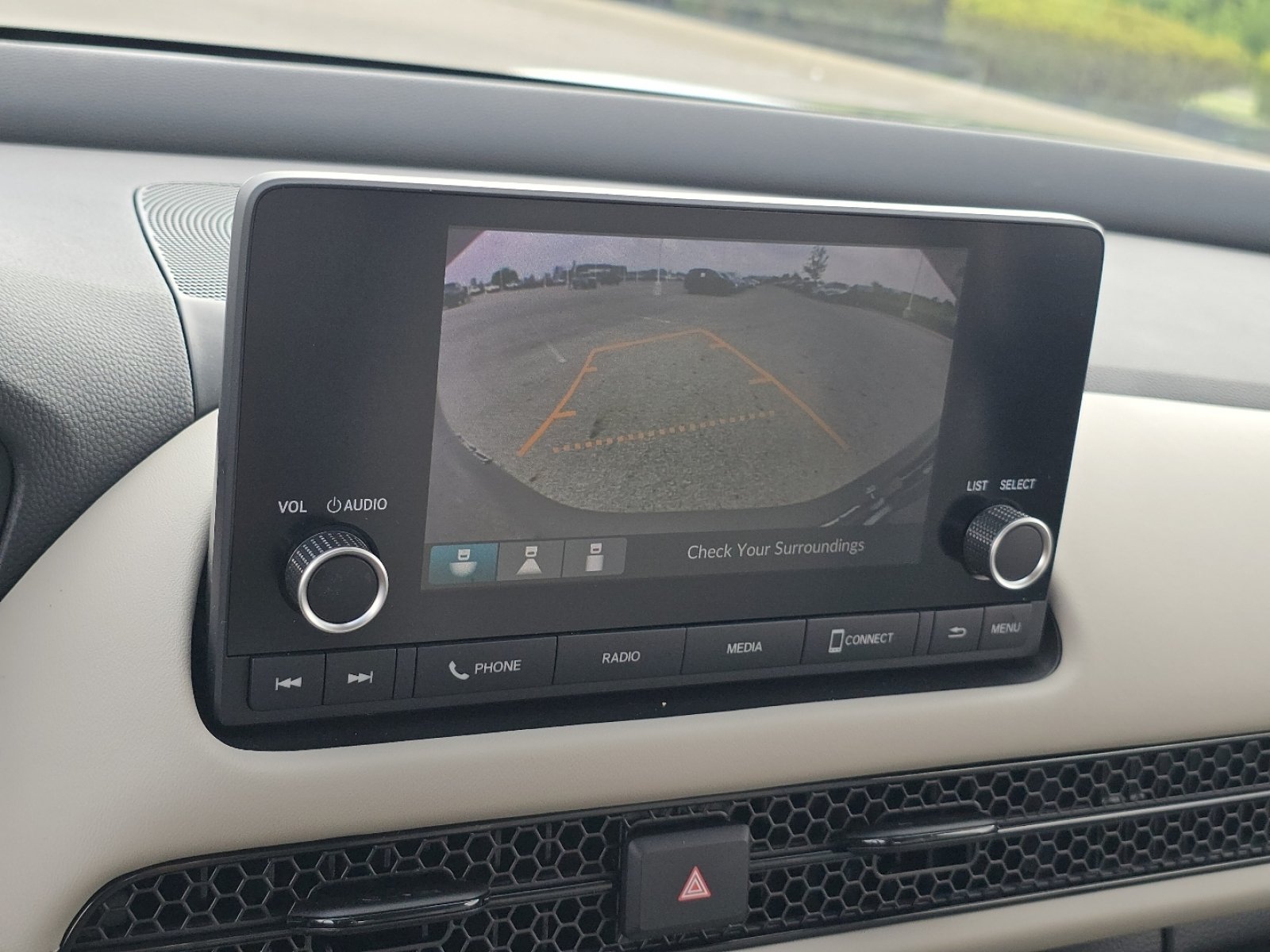 Used 2023 Honda HR-V LX image 7