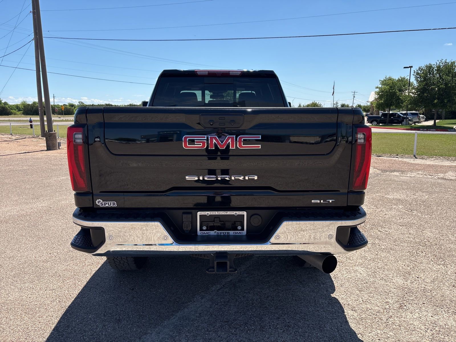 Used 2024 GMC Sierra 2500 SLT w/ SLT Premium Package image 5