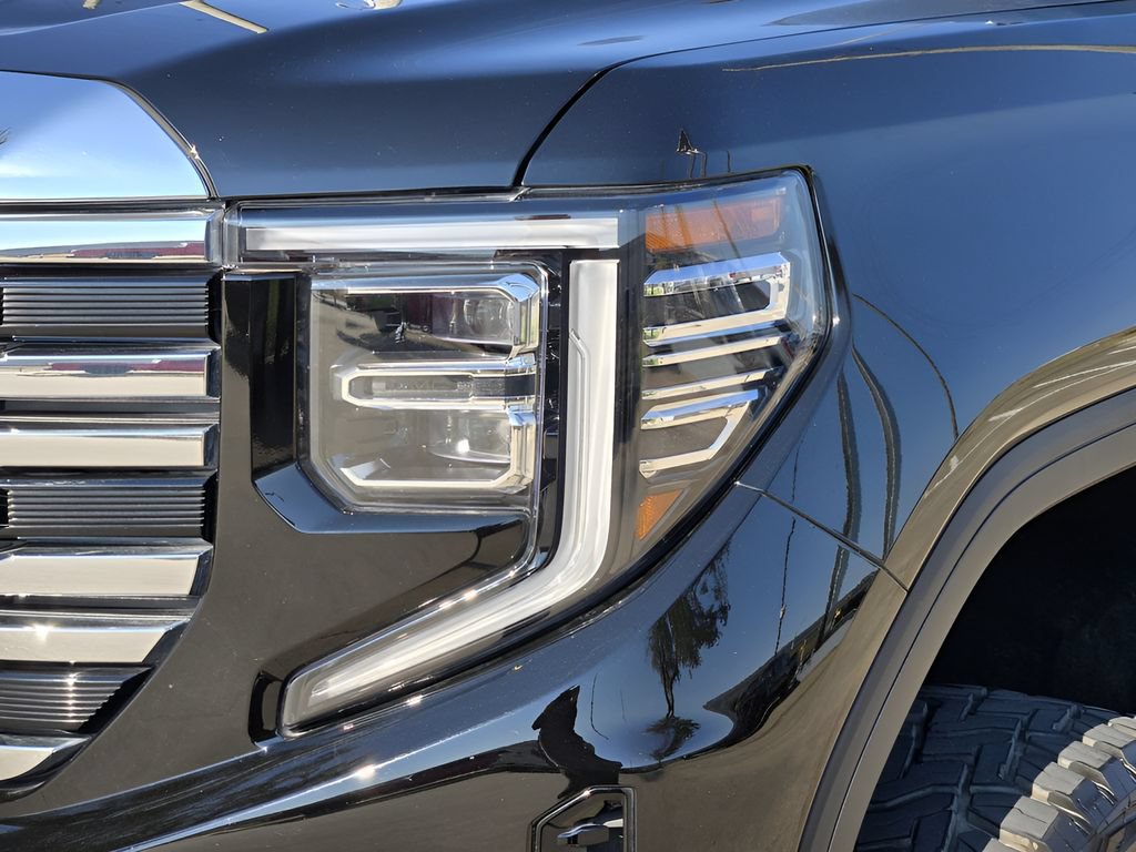 Used 2023 GMC Sierra 1500 SLT RWD image 9