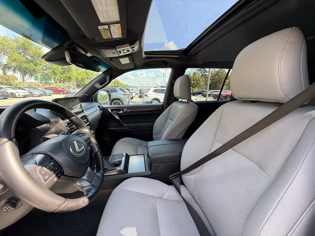 Used 2023 Lexus GX 460 w/ Black Line Special Edition image 21